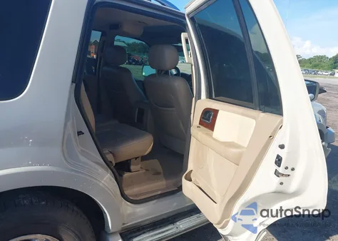 2006 Ford Expedition Limited z USA, uszkodzony, nr VIN 1FMFU20576LA98467